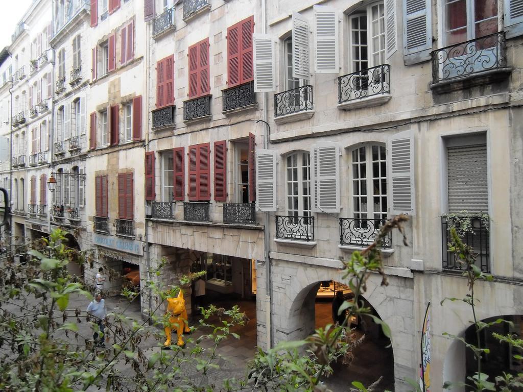 Des Arceaux 2* Bayona
