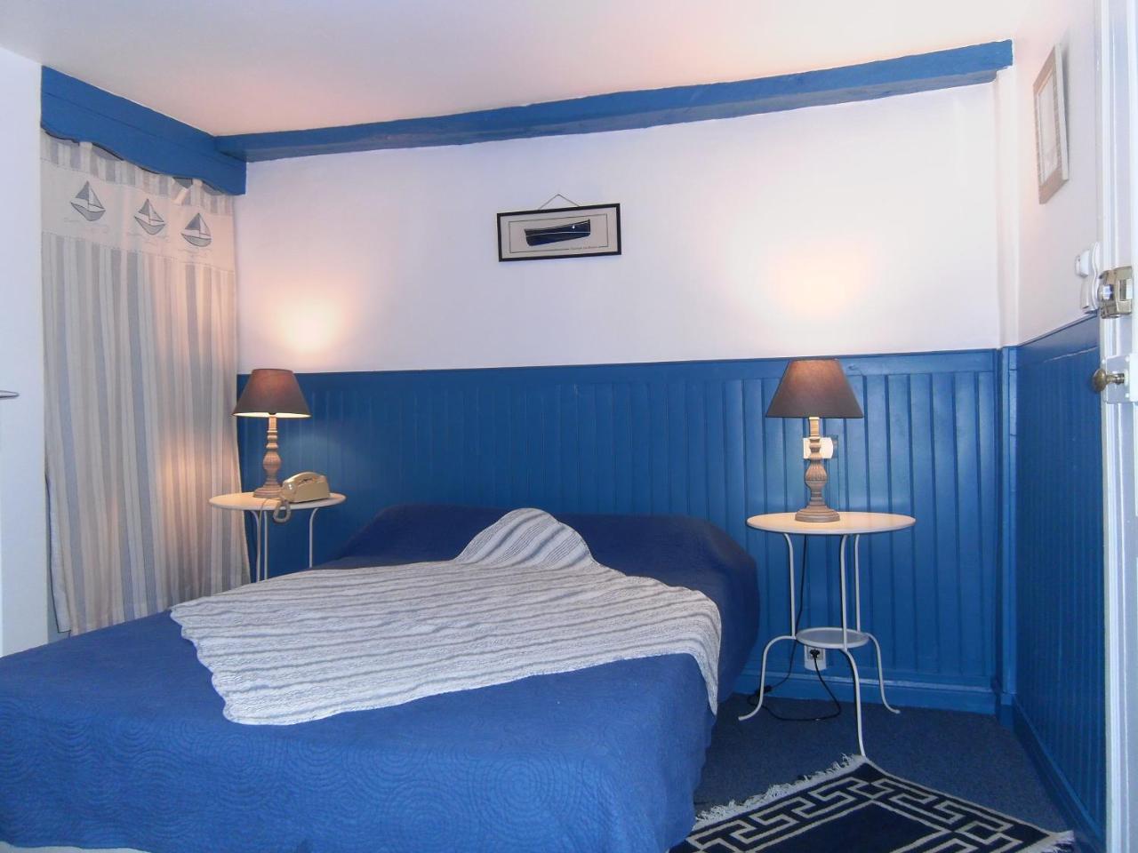 Des Arceaux Hotel 2*