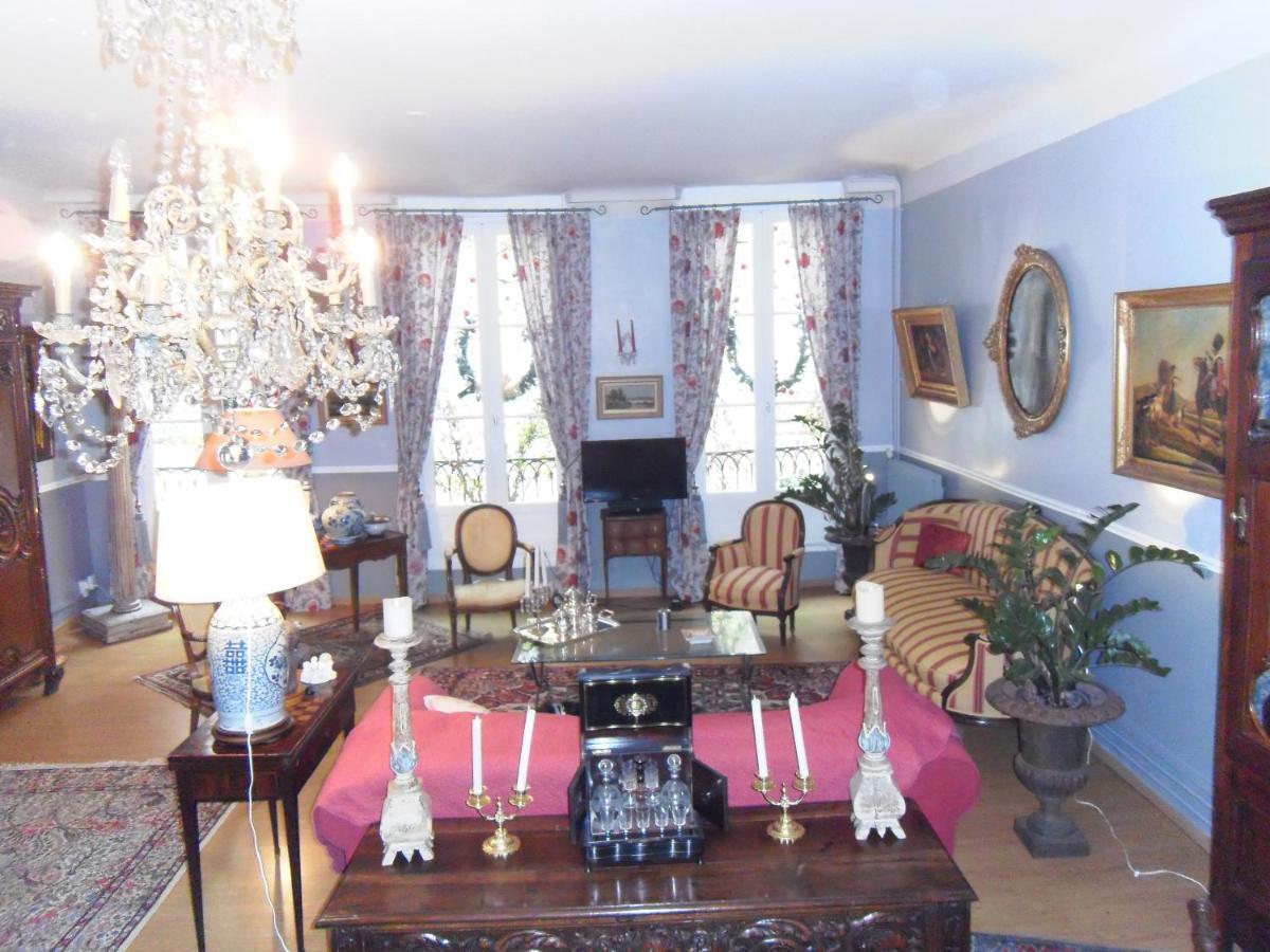 Hotel Des Arceaux Bayona